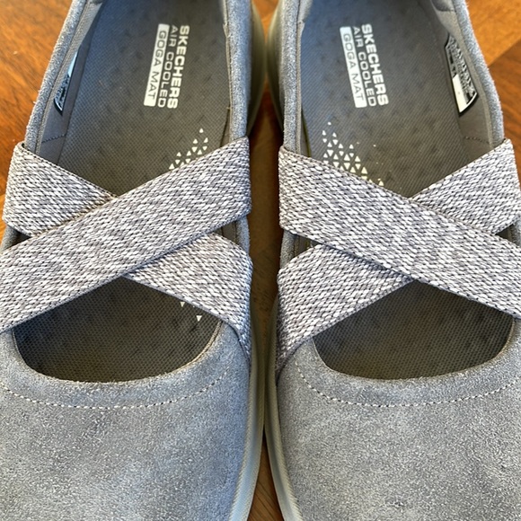 NEVER WORN SKECHERS GOWALK LITE MARY JANE - CHERISHED - CHARCOAL - SIZE 7 - Picture 6 of 6